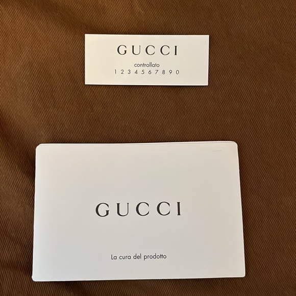 Gucci black leather soho chain backpack - Picture 15 of 17